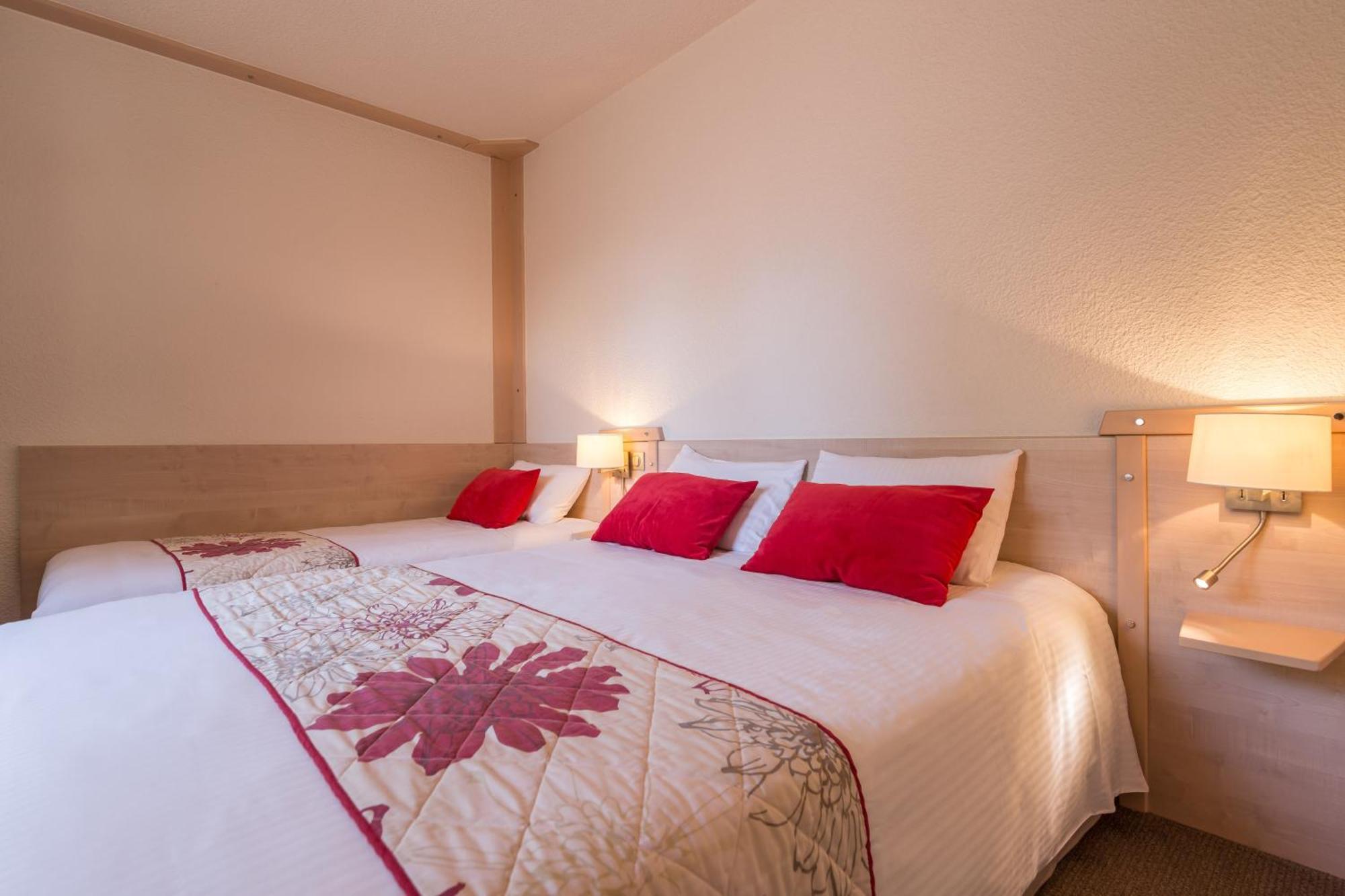 Le Bois Dormant-Hotel Restaurant & Spa Logis Hotel Champagnole Room photo